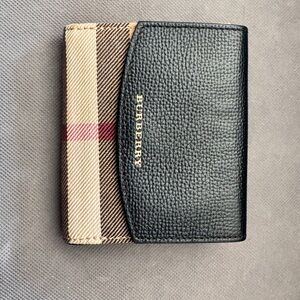 Burberry wallet. Authentic and lightly used.